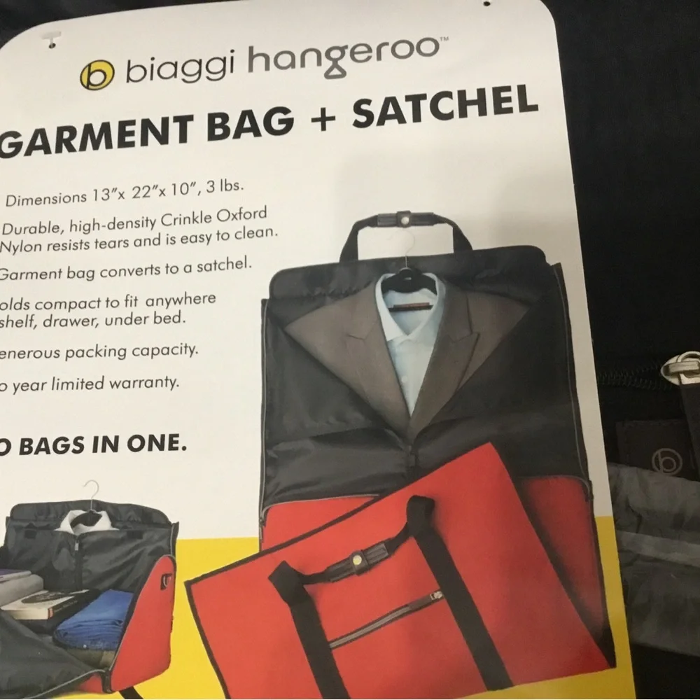 Biaggi Hangeroo Two-In-One Garment Bag and Duffle